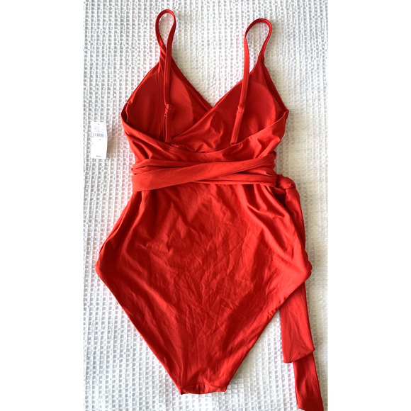 NWT Gap Womens Size Small Swimsuit Cutout Wrap One-Piece - Picture 4 of 7